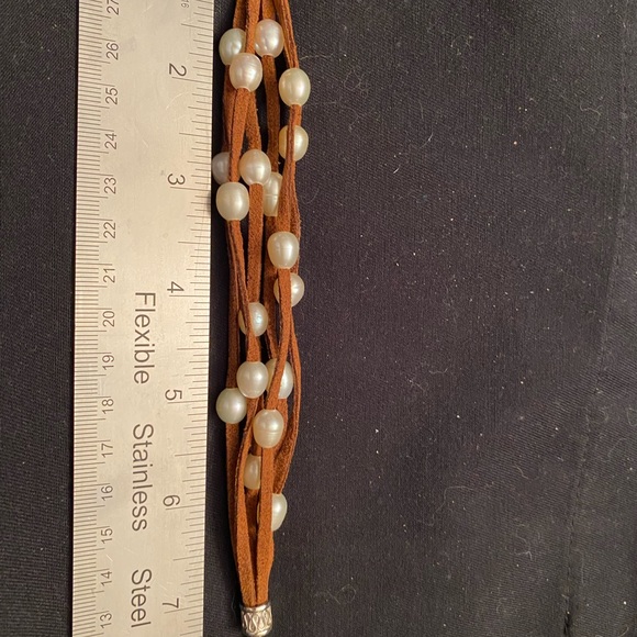 Leather, Pearl & Silver 8” Bracelet - Picture 3 of 4